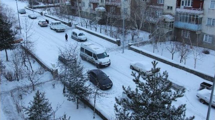 Doğu&rsquo;da Kar Yağışı Ve Soğuk Hava