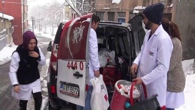 Beyoğlu Belediyesi Yaşlı Ve Engelli Vatandaşların Yüzünü Güldürdü