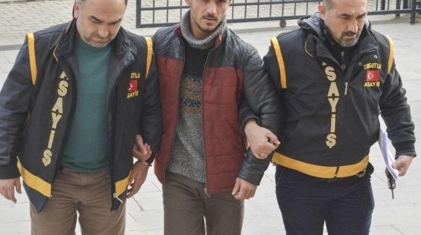 Manisa&rsquo;daki &rsquo;hırsızlık Şebekesi&rsquo; Tutuklandı