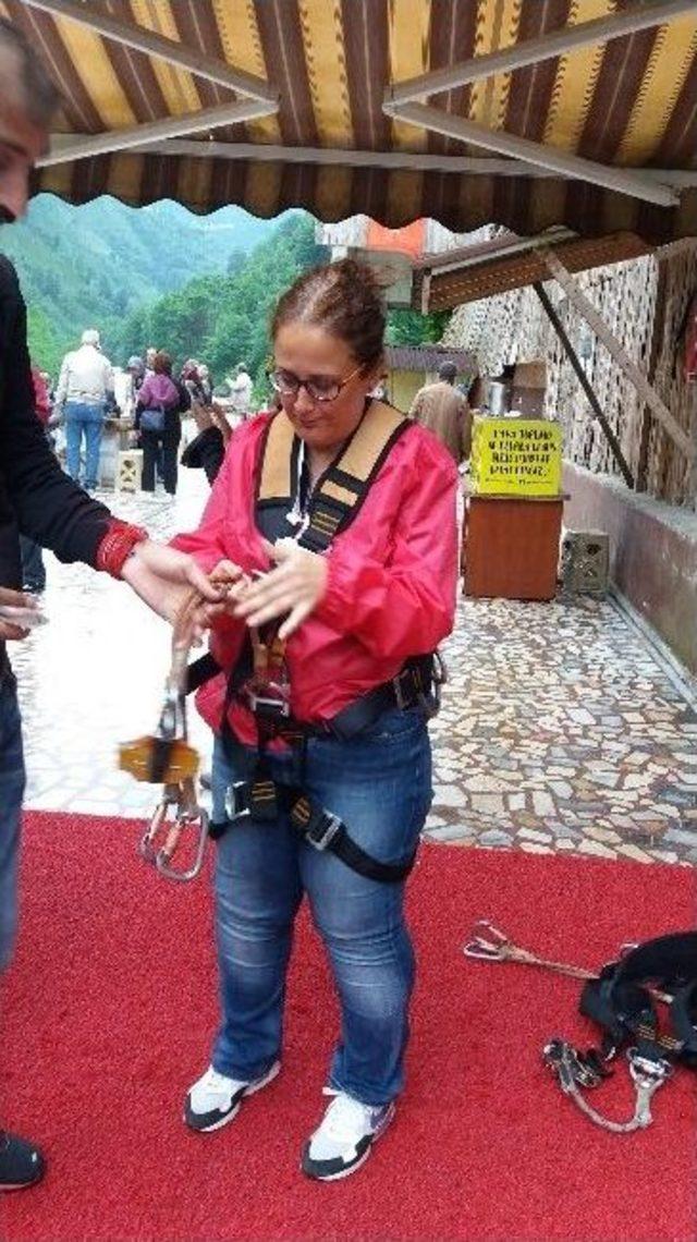 Zayıfladı, Zipline Hayalini Ger&ccedil;ekleştirdi 2