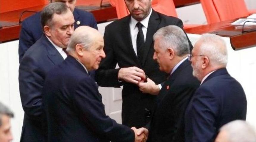 Başbakan Yıldırım&rsquo;Dan Mhp Lideri Bah&ccedil;eli&rsquo;Ye Teşekk&uuml;r