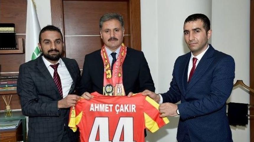 Evkur Yeni Malatyaspor Taraftarlar Derneğinden &Ccedil;akır&rsquo;a Ziyaret