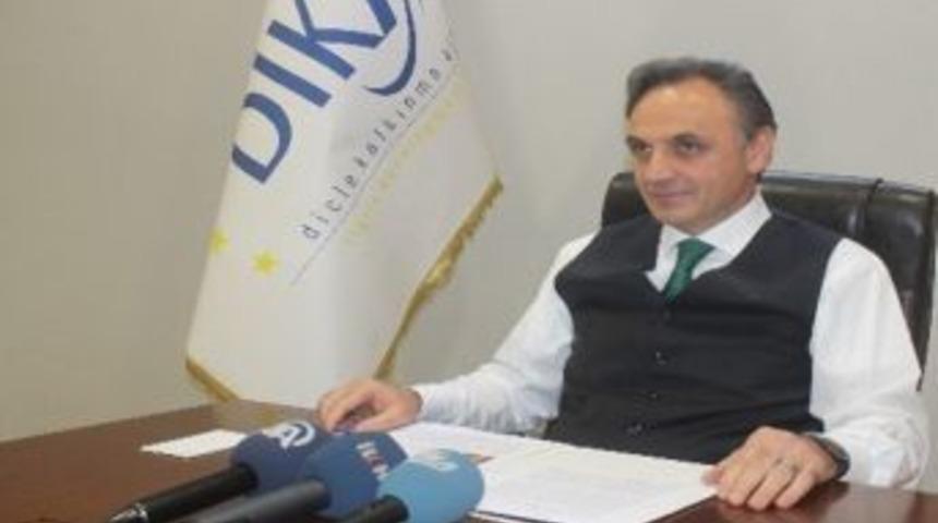 Dika Gazeteciler Gününü Kutladı