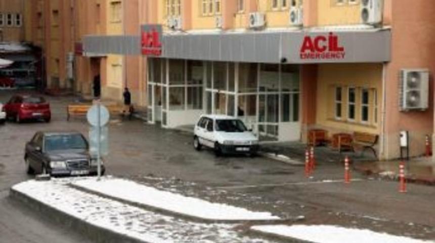 Erzincan&rsquo;Da 8 Kişi Sobadan Zehirlendi
