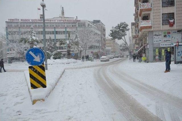 Manisa’da 6 İlçede Okullar Tatil Edildi