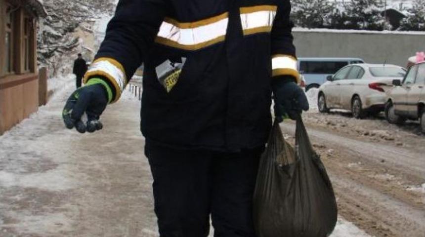 Sivas'ta 509 Köy Yolu Kardan Ulaşıma Kapalı