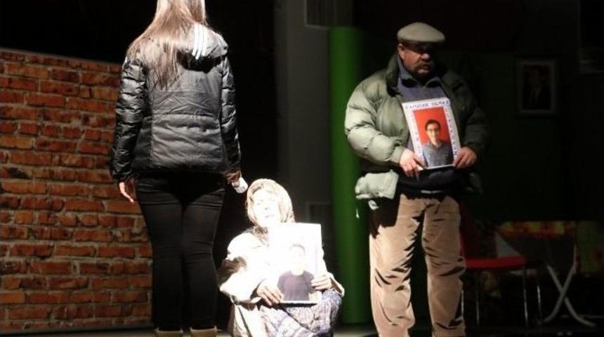 Karanfil Kokusu Oyununa Tam Not