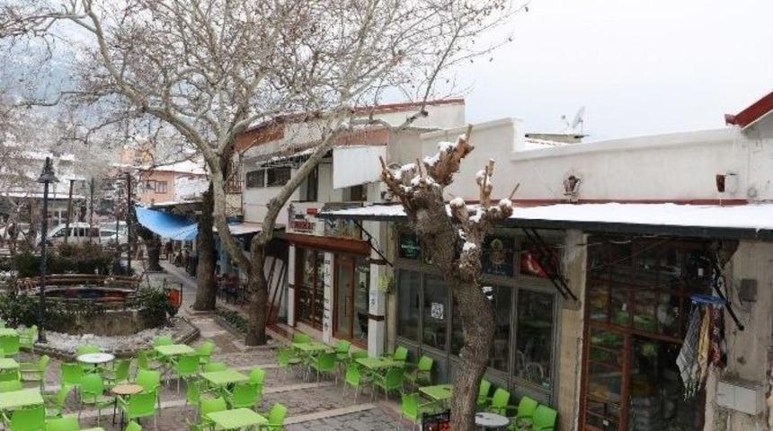 Manisa&rsquo;nın Tarihi G&uuml;n Y&uuml;z&uuml;ne &Ccedil;ıkıyor