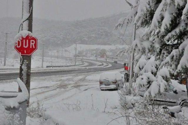 İzmir'de Kar Etkili Oldu (2)