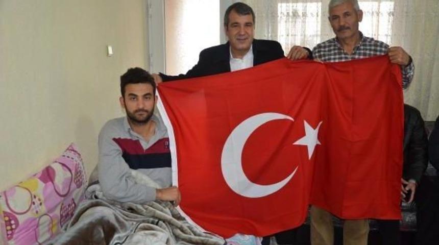 El Bab Gazisi Iyileşeceği Günü Bekliyor