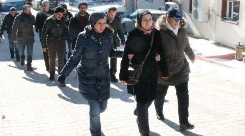 Dbp&rsquo;li Başkan&rsquo;a, S&ouml;zde Eş Başkana Maaş Bağlamaktan 12 Yıl Hapis İstendi