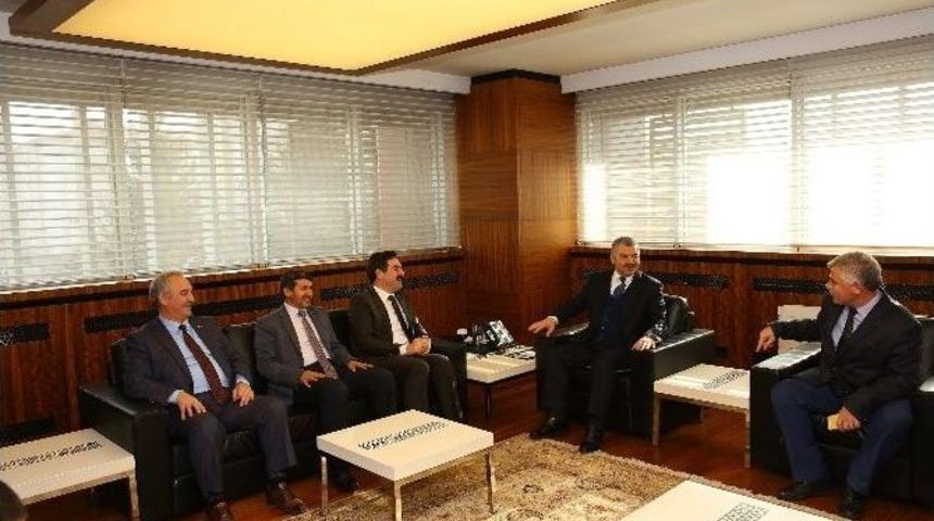 Sivas’ın İlçe Ve Belde Belediye Başkanları Başkan Çelik’i Ziyaret Etti