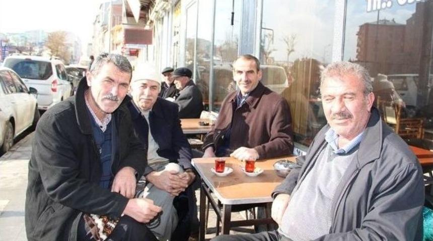 Batı Da Kış Oltu&rsquo;da Bahar Yaşanıyor