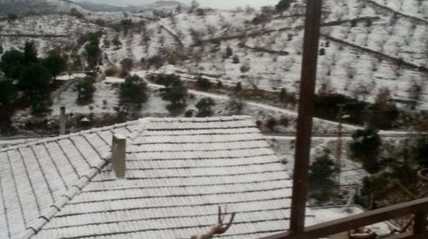 Ko&ccedil;arlı'da Okullar 1 G&uuml;n Tatil