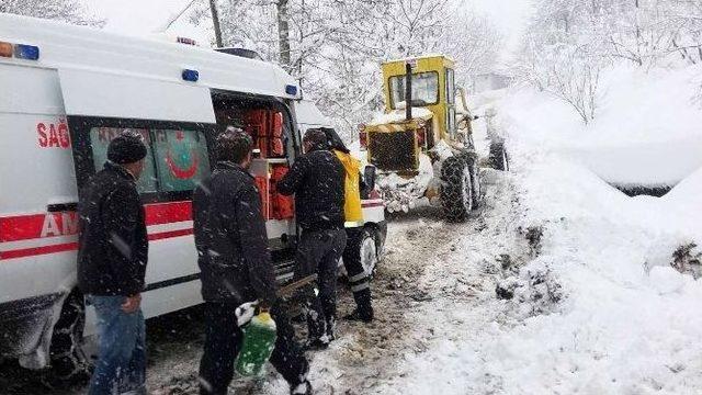 Asılsız İhbarlar Ve Zincirsiz Araçlar Karla Mücadeleyi Aksatıyor