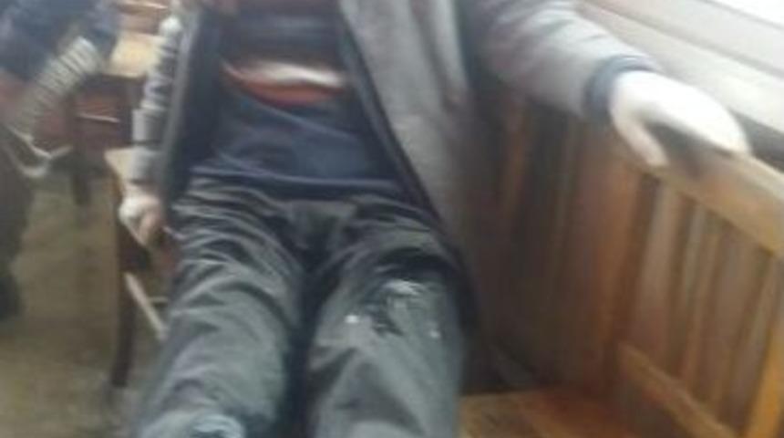 Mucit K&ouml;yl&uuml; Kar Ve Buzda D&uuml;şmeden Y&uuml;r&uuml;menin Sırlarını Anlattı