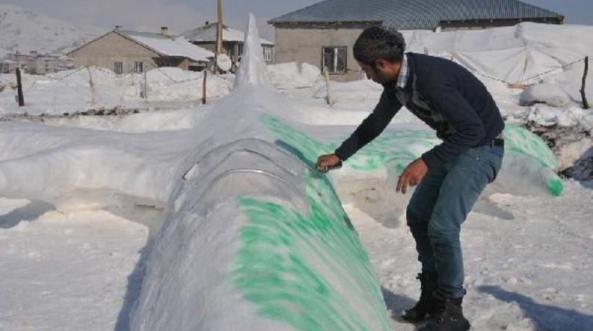 Kardan U&ccedil;ak Yaptı