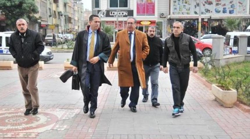 Mersin'de Chp'li Eski Başkan Ve Ekibinin Yargılanmasına Devam Edildi