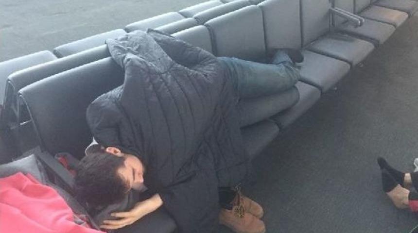 Pınar Karşıyakalı Oyuncuların Havalimanındaki Bekleyişi Sona Erdi