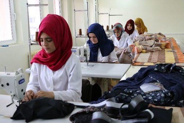 Otlukbelili Bayanlar &Uuml;retiyor Erzincan G&uuml;&ccedil;leniyor 2