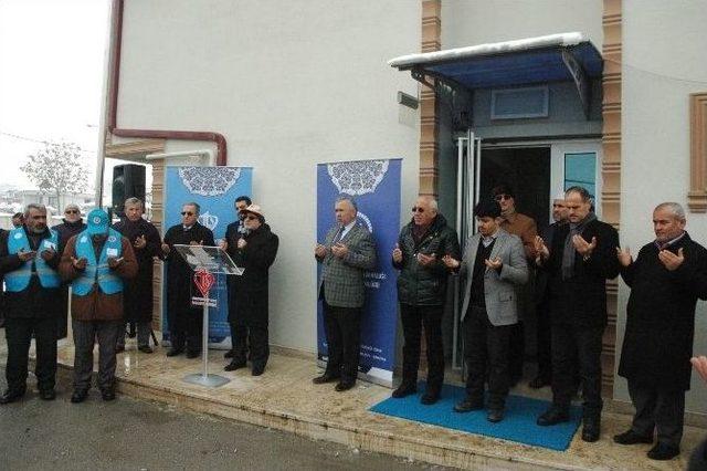 Sakarya&rsquo;dan Halep&rsquo;e 12 Tır Yardım Malzemesi G&ouml;nderildi 1