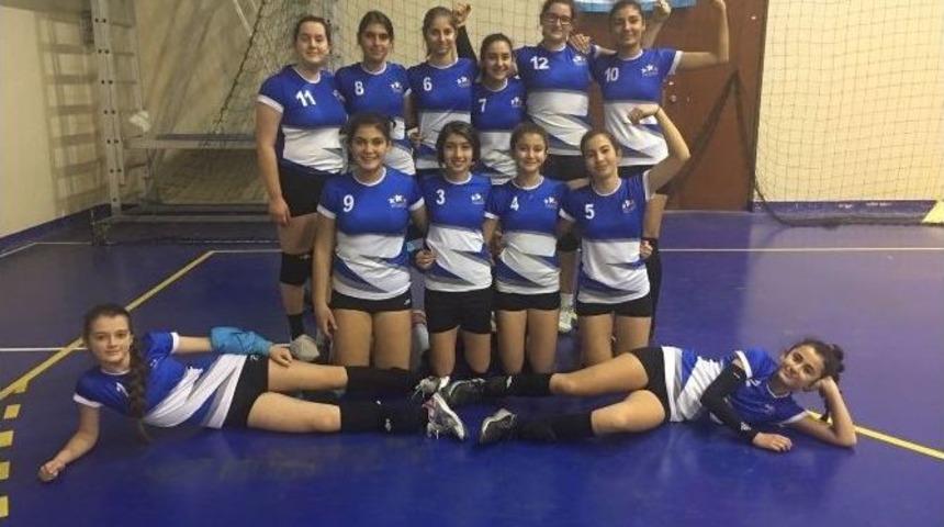 Filenin Yıldızları &Ccedil;eyrek Finalde