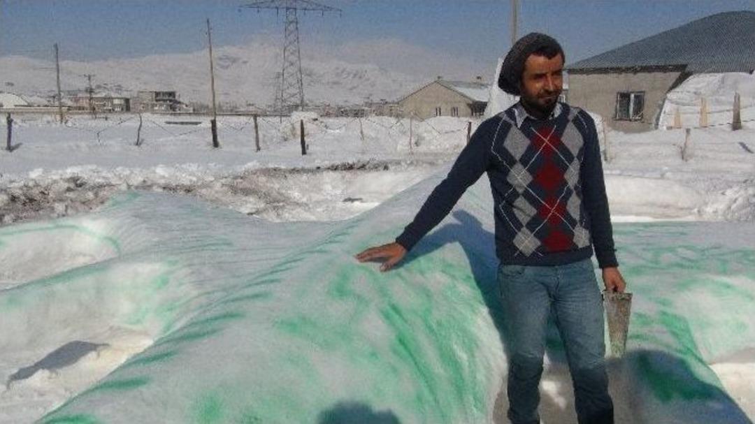 Kardan Savaş U&ccedil;ağı Yaptı