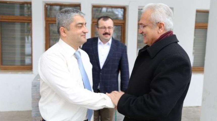 Başkan Başsoy Basını Unutmadı