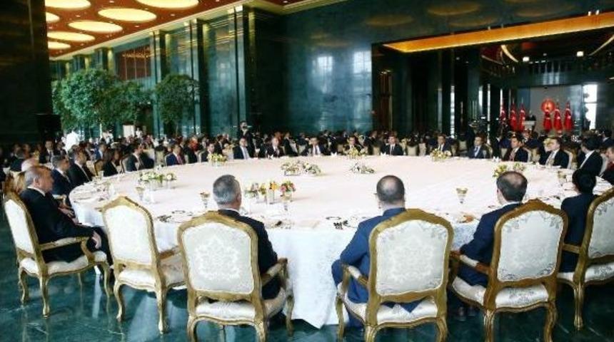 Erdoğan: G&uuml;veni Temin Edemezsek Dışarıda Ne S&ouml;z&uuml;m&uuml;z&uuml;n Kıymeti Kalır Ne Tek Bir Adım Atacak Zemin Bulabiliriz