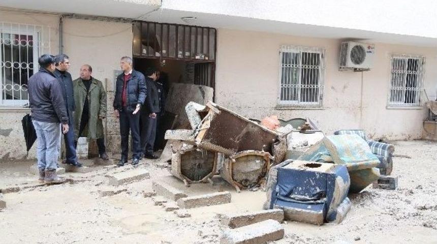 Başkan Tarhan&rsquo;dan Sel Mağdurlarına Destek &Ccedil;ağrısı