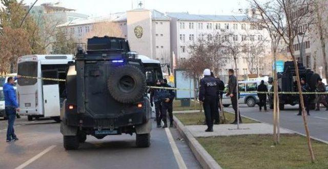 Gaziantep Emniyet Müdürlüğü'ne Saldıran Terörist Öldürüldü (2)