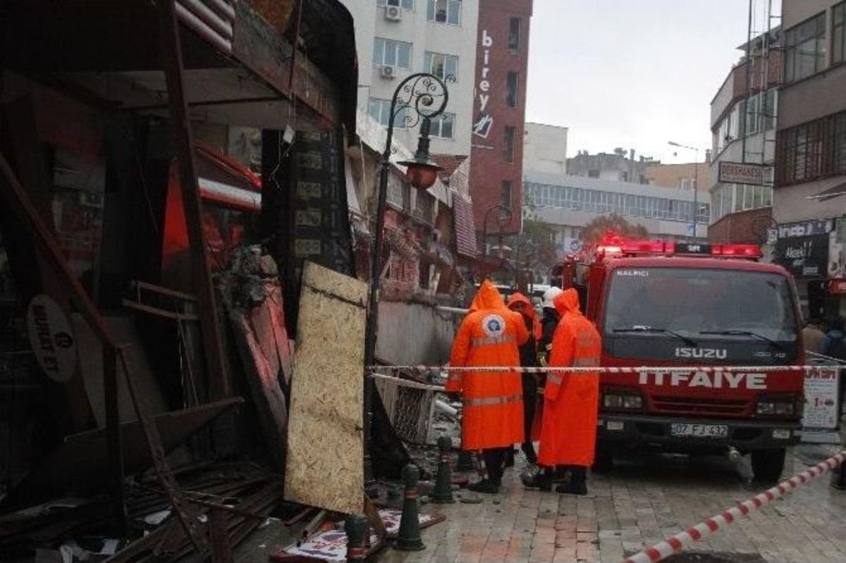 Antalya&rsquo;da 20 Metrelik Balkon &Ccedil;&ouml;kt&uuml;