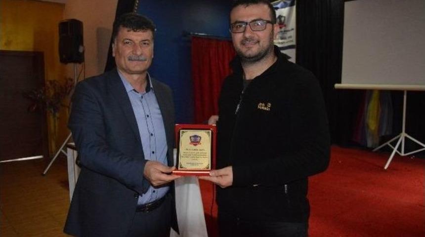 İha Muhabiri Yorat&rsquo;tan Liseli &Ouml;ğrencilere Gazetecilik Semineri