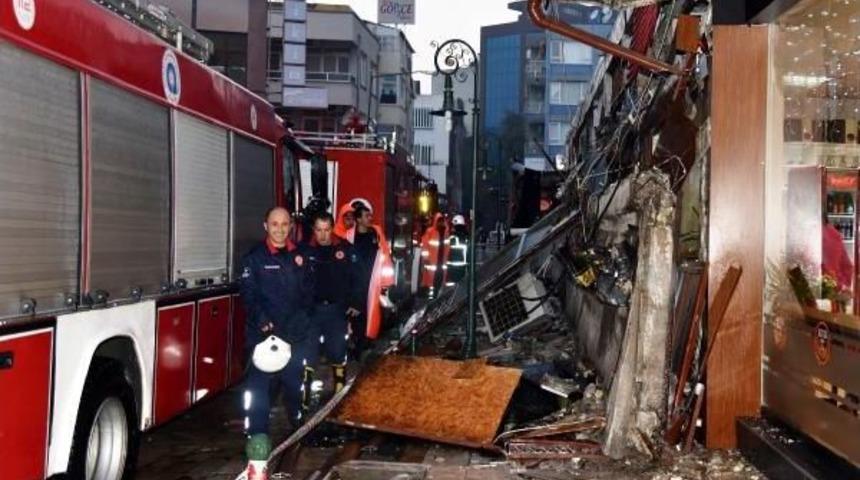 İşhanının 20 Metrelik Beton G&ouml;lgeliği &Ccedil;&ouml;kt&uuml;