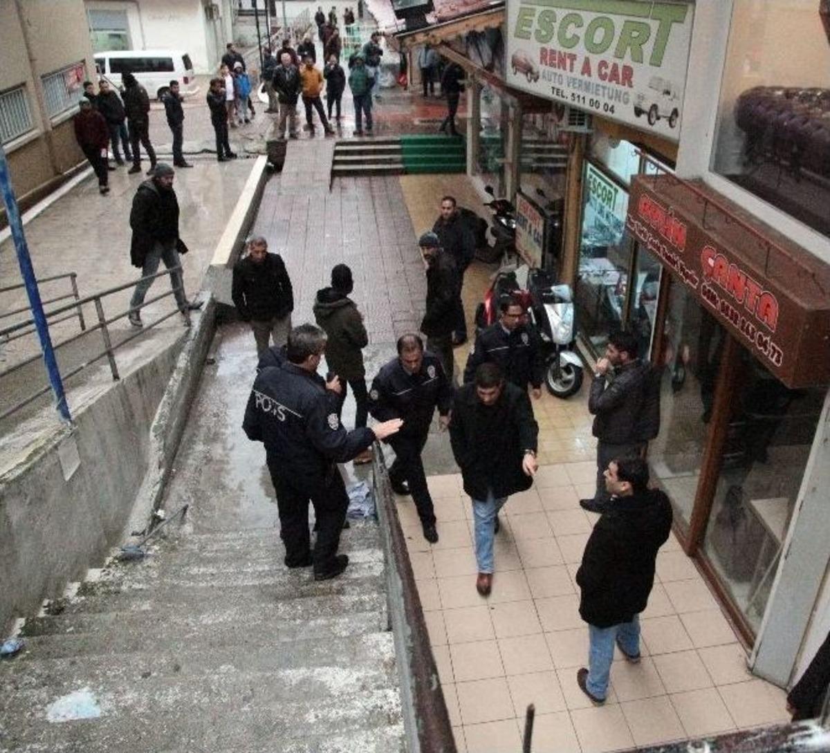Alanya&rsquo;da İş Yerine Silahlı Saldırı