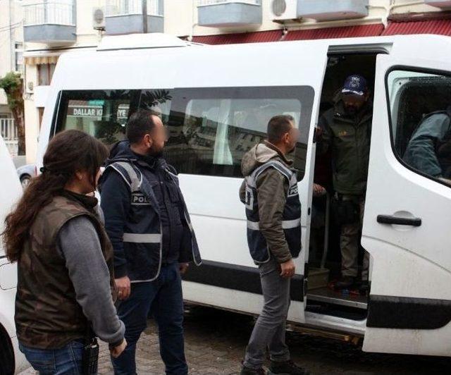 Fetö Liderinin Kitapları İle Pkk’ya Ait Dökümanlar Yan Yana Çıktı