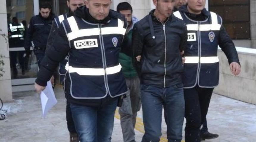 Edremit'teki Pkk Operasyonunda 2 Kardeşe Tutuklama