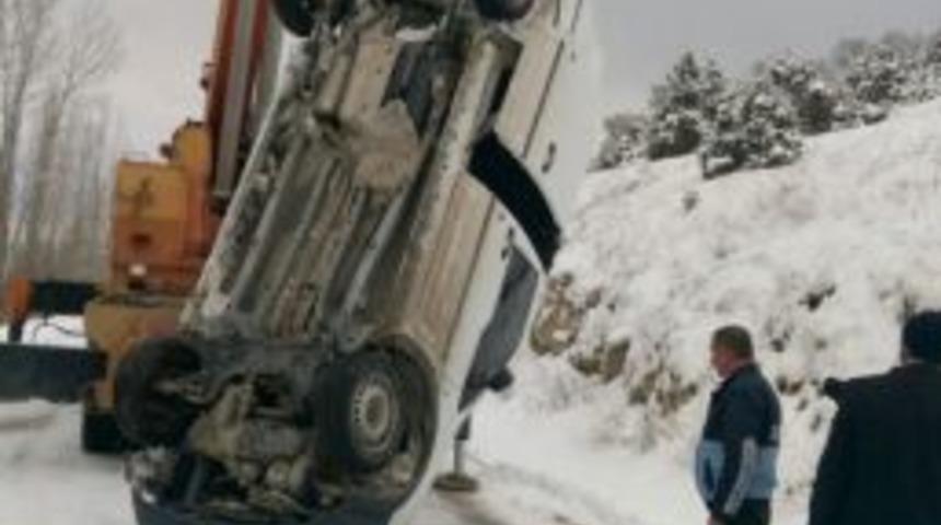 Hisarcık&rsquo;ta Trafik Kazası: 1 Yaralı