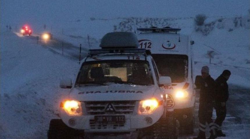 Erciyes&rsquo;te Mahsur Kalan Yaklaşık 15 Kişi Kurtarılmayı Bekliyor