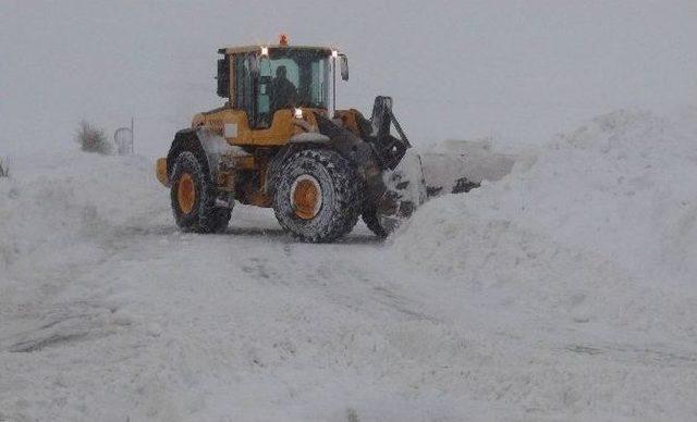 Tekirdağ&rsquo;da Kar Yeniden Etkisini G&ouml;sterdi 1