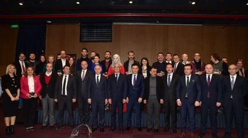 &ldquo;&ccedil;alışan Gazeteciler G&uuml;n&uuml;&rdquo; &Ouml;d&uuml;l T&ouml;reni