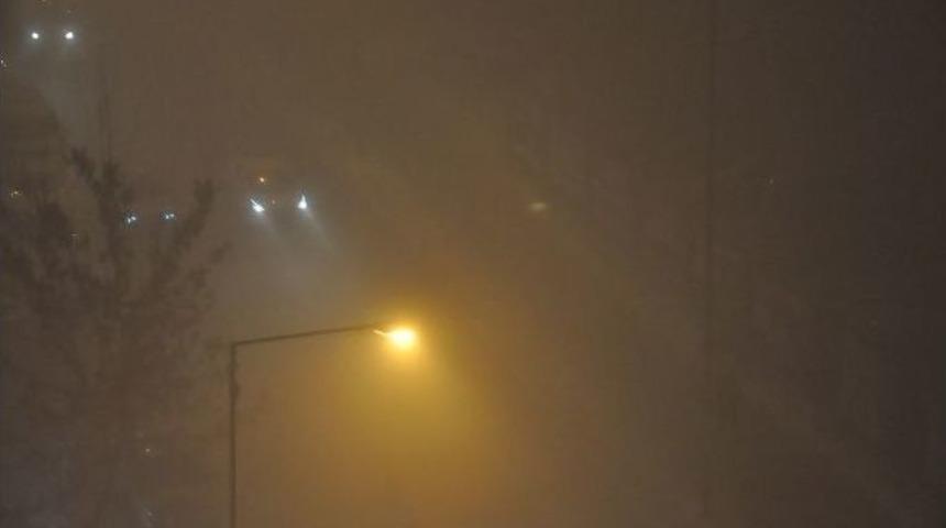 Kars&rsquo;ı Sis Esir Aldı