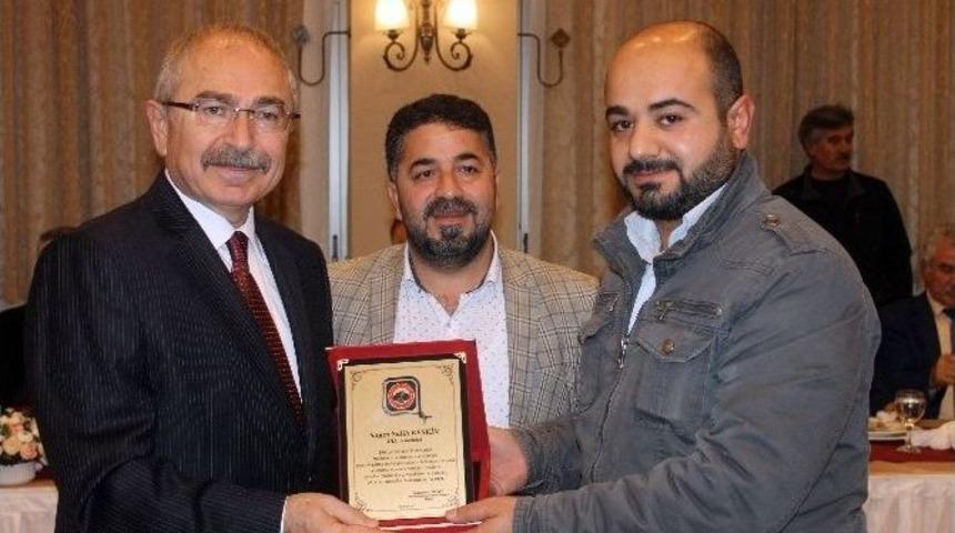 Mardin’de Çalışan Gazeteciler Ve İdareciler Günü Birlikte Kutlandı