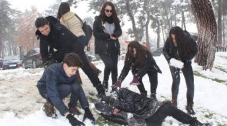 Denizli’de Eğitime Kar Engeli