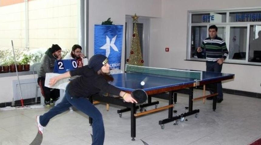 K&uuml;&ccedil;&uuml;k&ccedil;ekmece Belediyesi Kış Spor Oyunları Başladı