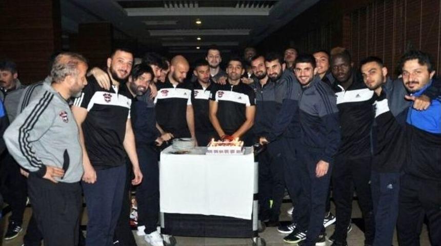 Muhammet Demir&rsquo;e Doğum G&uuml;n&uuml; Kutlaması
