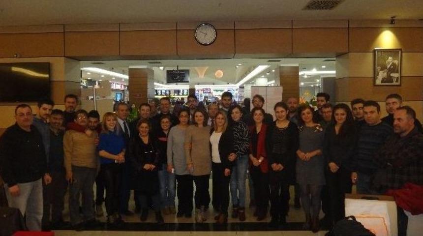 &Ouml;zdilek Avm Gazetecileri Yine Unutmadı