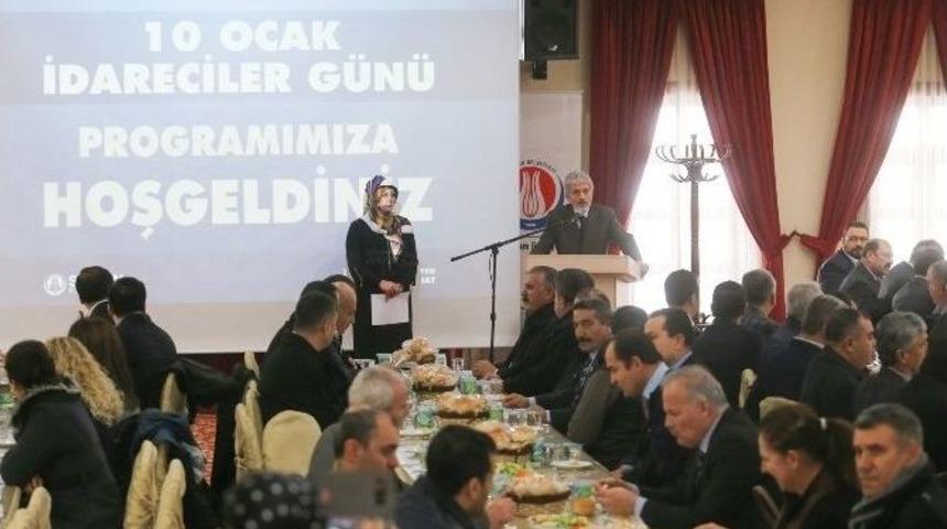 Sincan Belediyesinden İdareciler G&uuml;n&uuml;&rsquo;ne &Ouml;zel Program