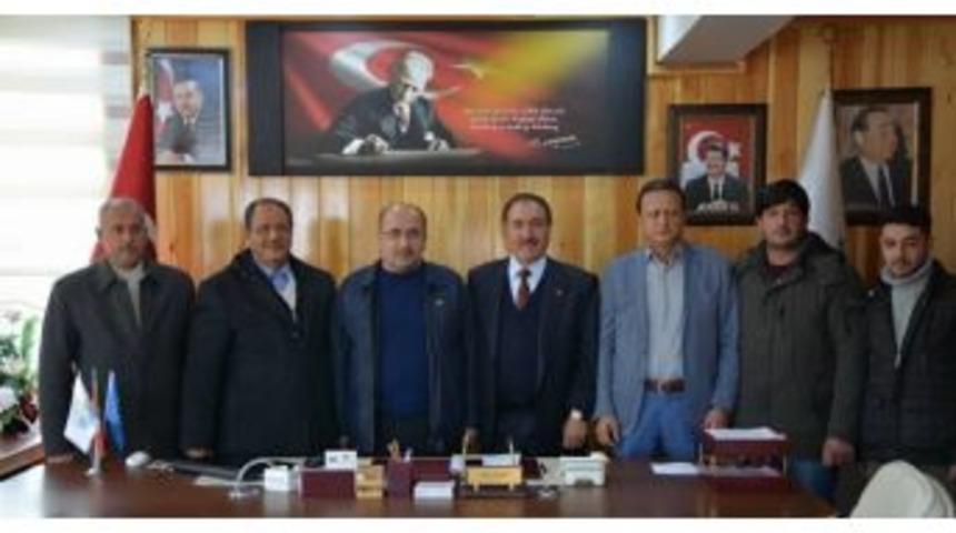 Ak Partili Siyasiler Akdemir&rsquo;i Ziyaret Etti