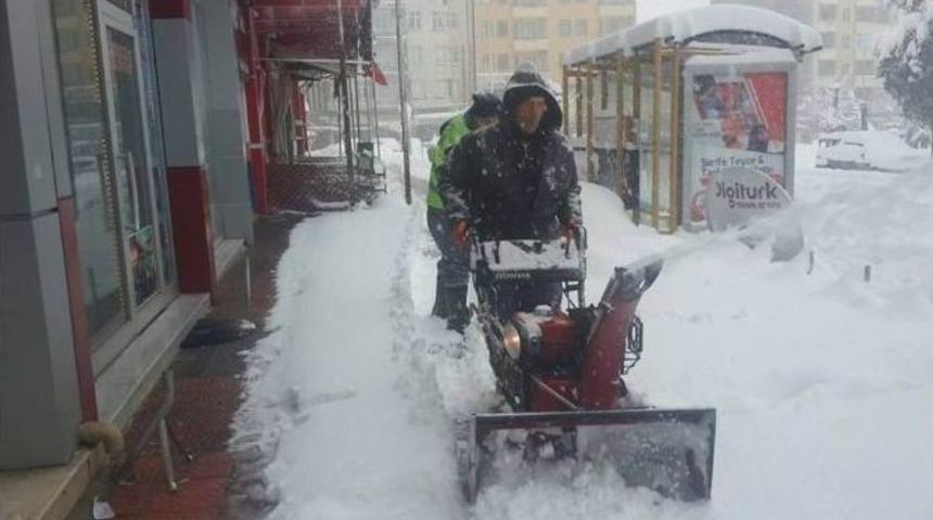 Seydişehir&rsquo;de Kar Temizleme &Ccedil;alışmaları S&uuml;r&uuml;yor